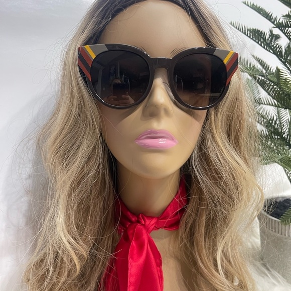 Salvatore Ferragamo Sunglasses - Picture 8 of 11